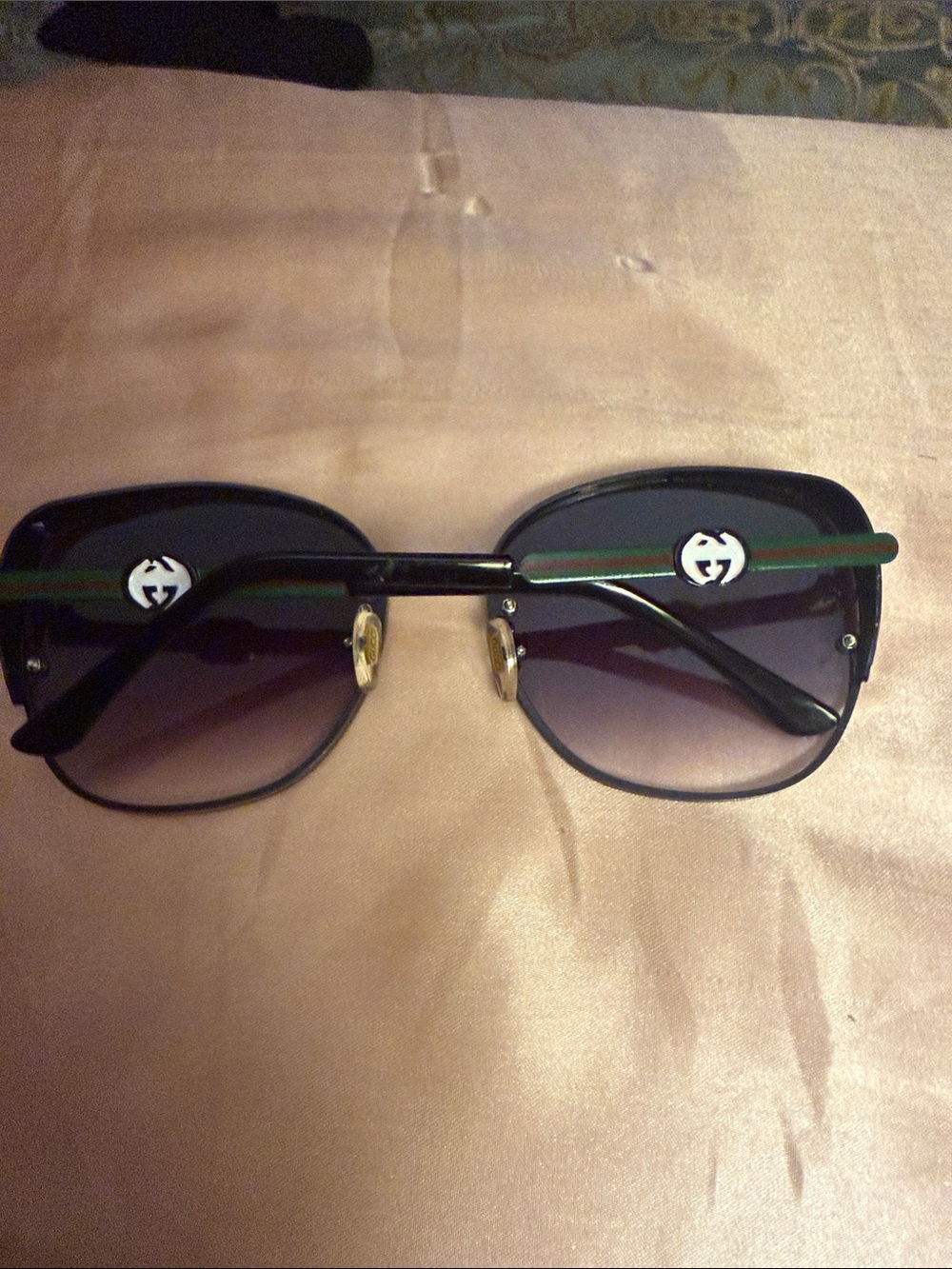 Gucci Black Frame with Dark Gradient Lenses Sunglasses - Picture 3 of 13